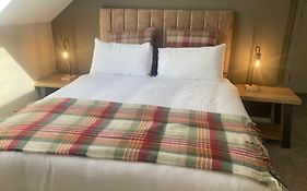Luxury Country Escape